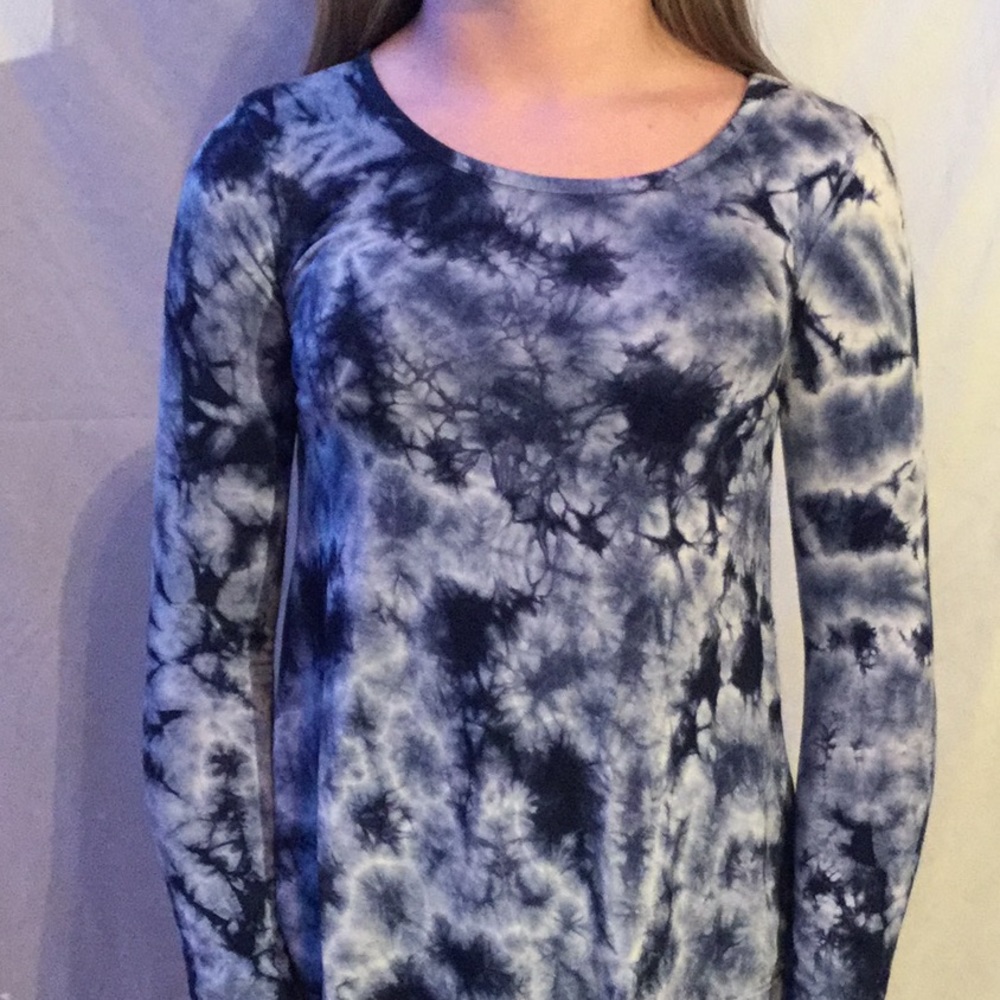 Tie dye blue and white long sleeve
